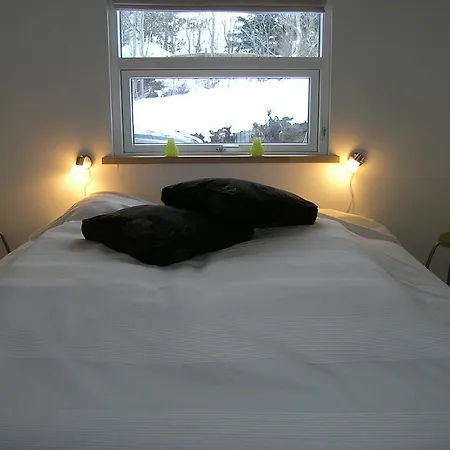 Three-bedroom Holiday In * Hals