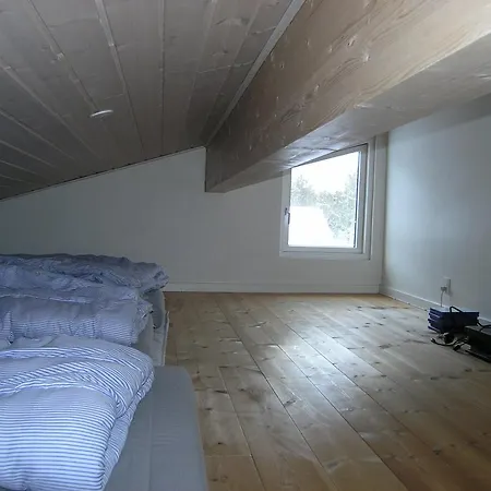 Three-bedroom Holiday In * Hals